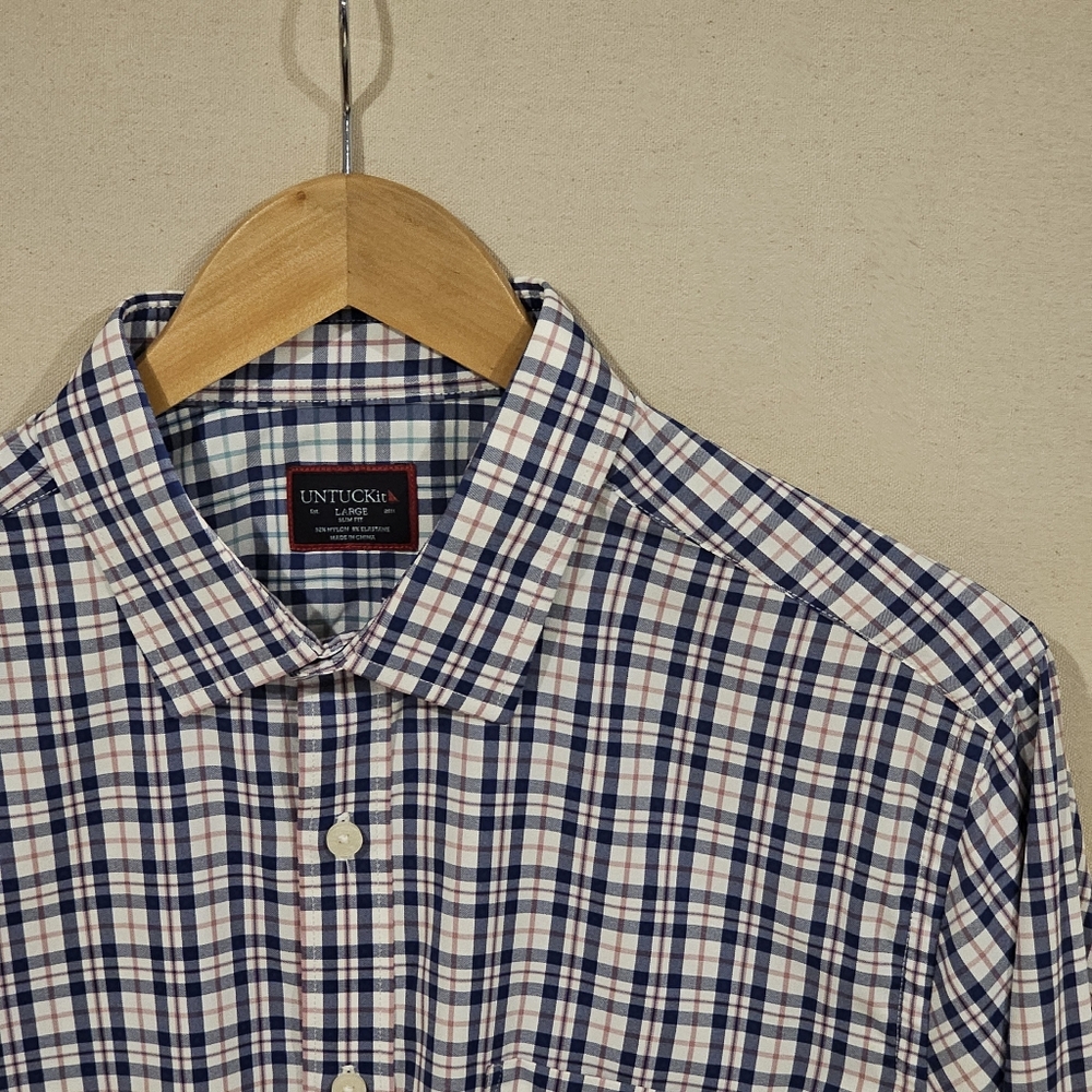 Untuckit Slim Fit Performance Button Down L - image 1
